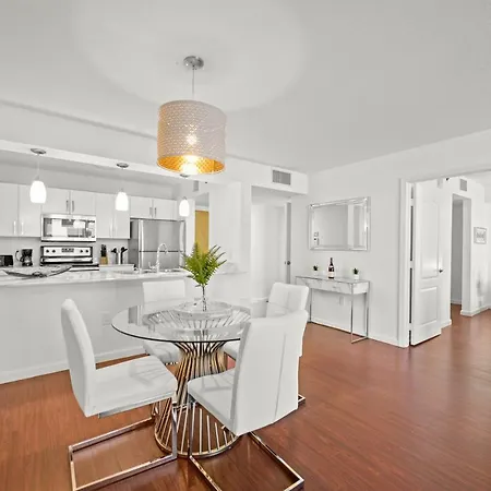 Amazing Condo With Free Parking In Brickell Miami Exterior photo